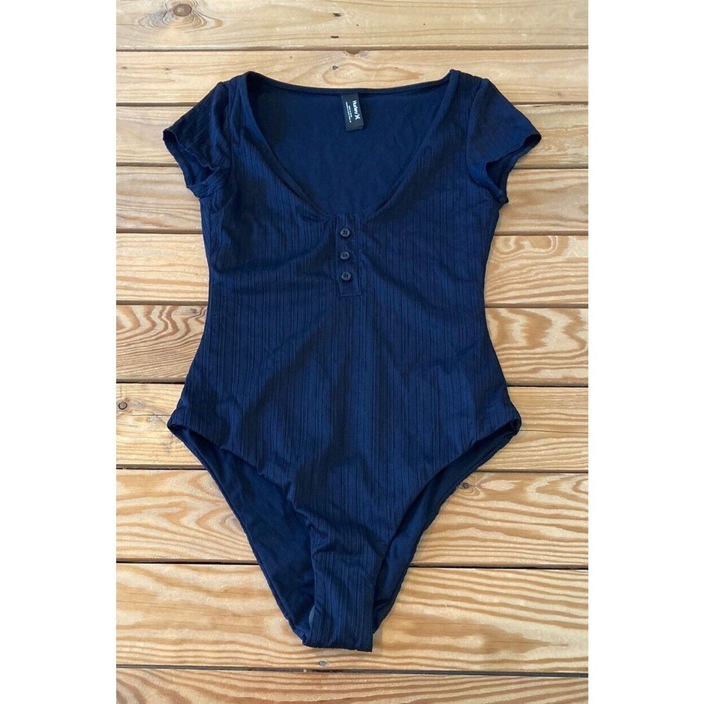 Hurley Cap Sleeve Body Suit Size Medium Women’s Black